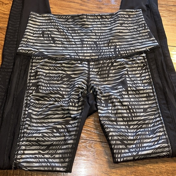 Lululemon Wunder Under Pant *Luxtreme (Roll Down - Picture 8 of 13